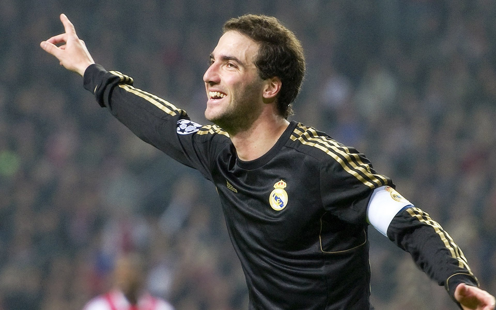 美国男足在巴黎奥运会上展示了高水平的比赛状态，美国男足进奥运会了吗